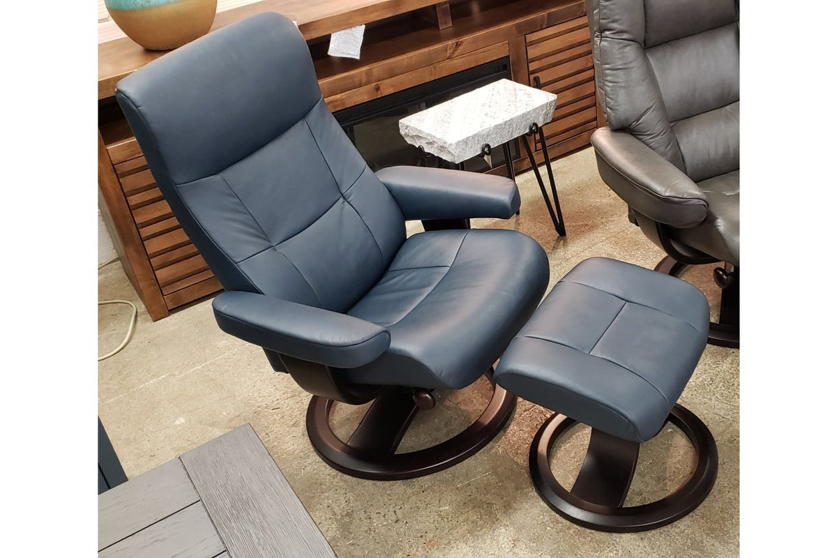 Nordic Pacific Chair with Ottoman