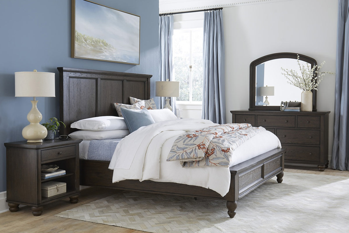 Cambridge Cracked Pepper Panel Bed