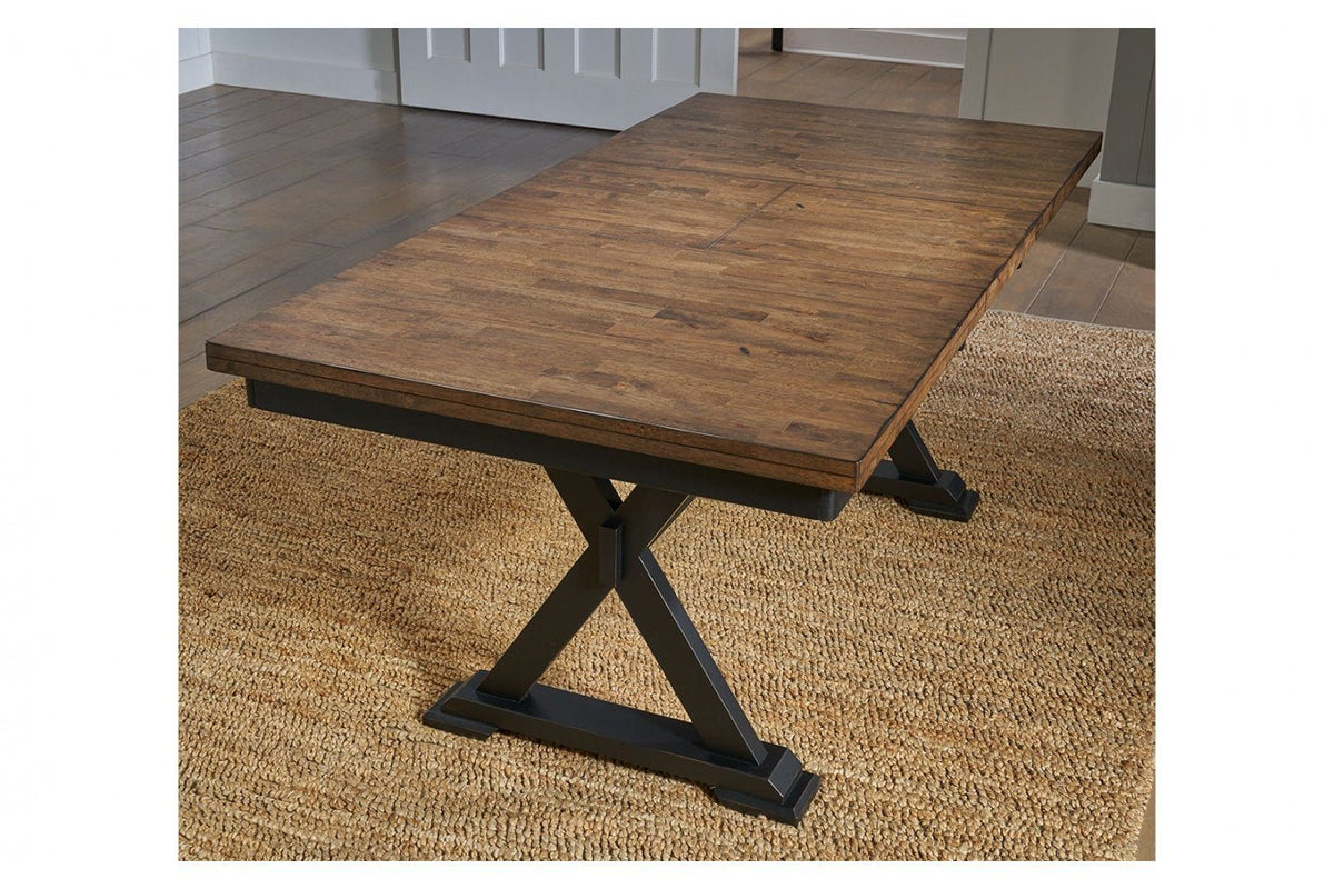 Stormy Ridge Table & Chairs